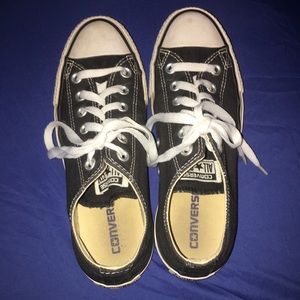 black converse sneakers